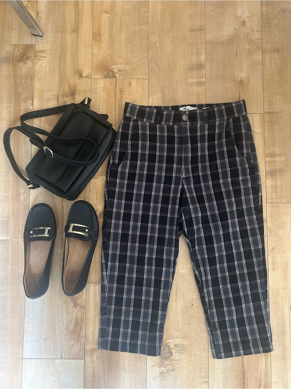 Hollister Ultra High-Rise Plaid Pants Tapered Ankle Slim Size S /Black Grey